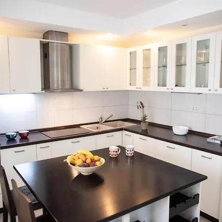 Down Town Center Apartment